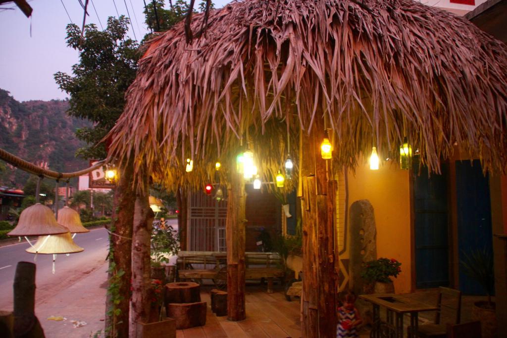 Nguyen Shack - Phong Nha Central Town Exterior photo