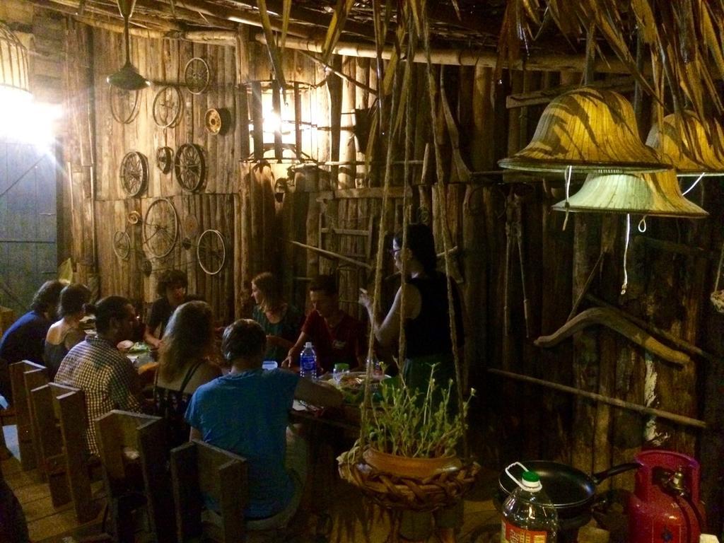Nguyen Shack - Phong Nha Central Town Exterior photo